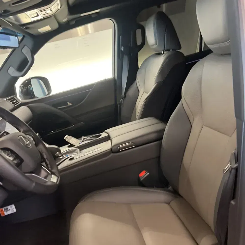 2025 Lexus LX 700h Overtrail