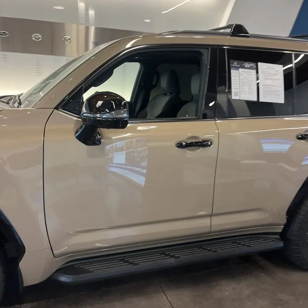 2025 Lexus LX 700h Overtrail
