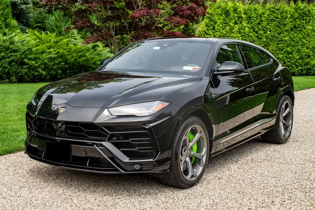 2019 Lamborghini Urus - 641-hp Turbo V8, AWD, Mostly Unmodified