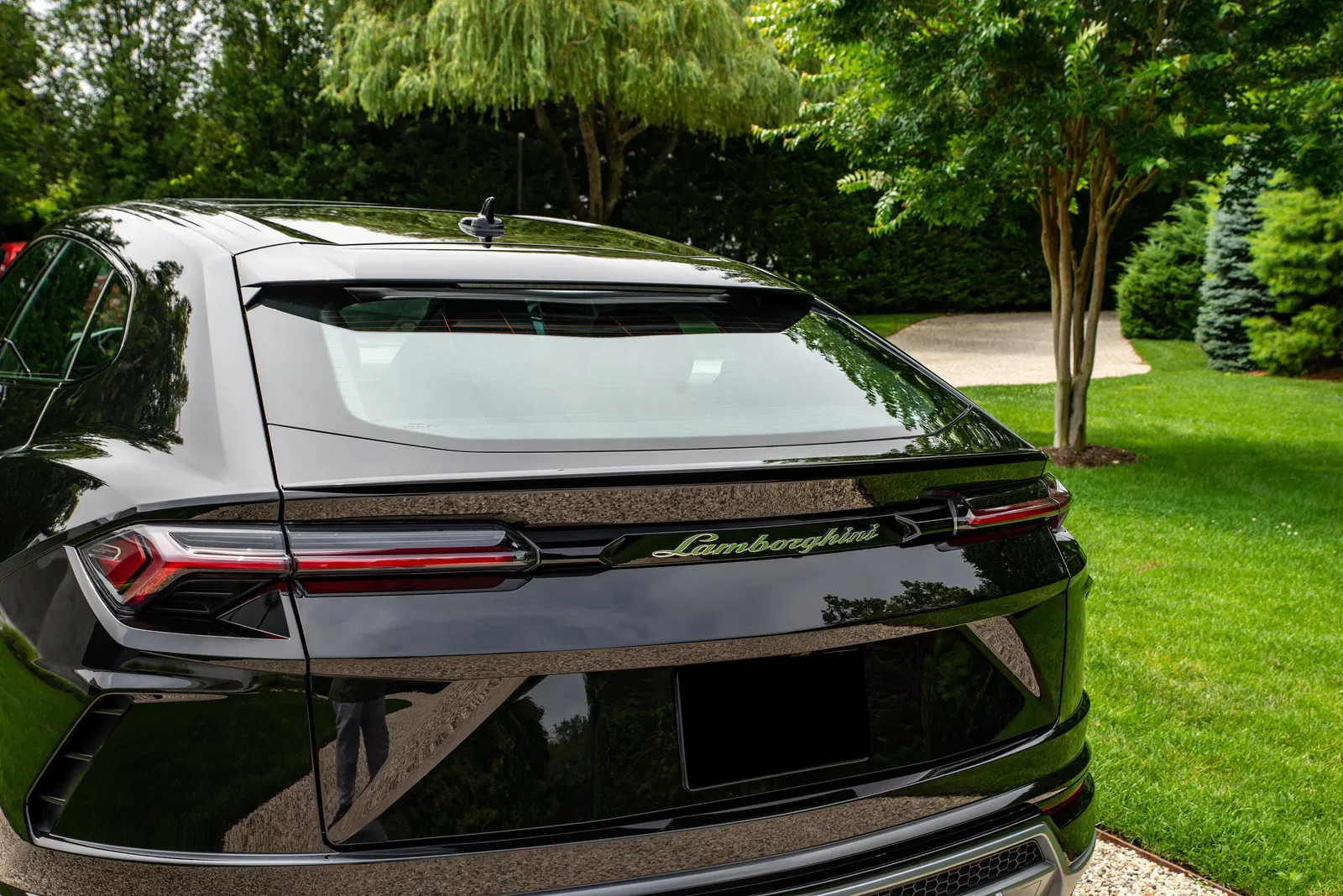 2019 Lamborghini Urus - 641-hp Turbo V8, AWD, Mostly Unmodified