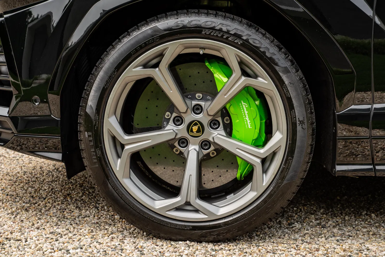 2019 Lamborghini Urus - 641-hp Turbo V8, AWD, Mostly Unmodified