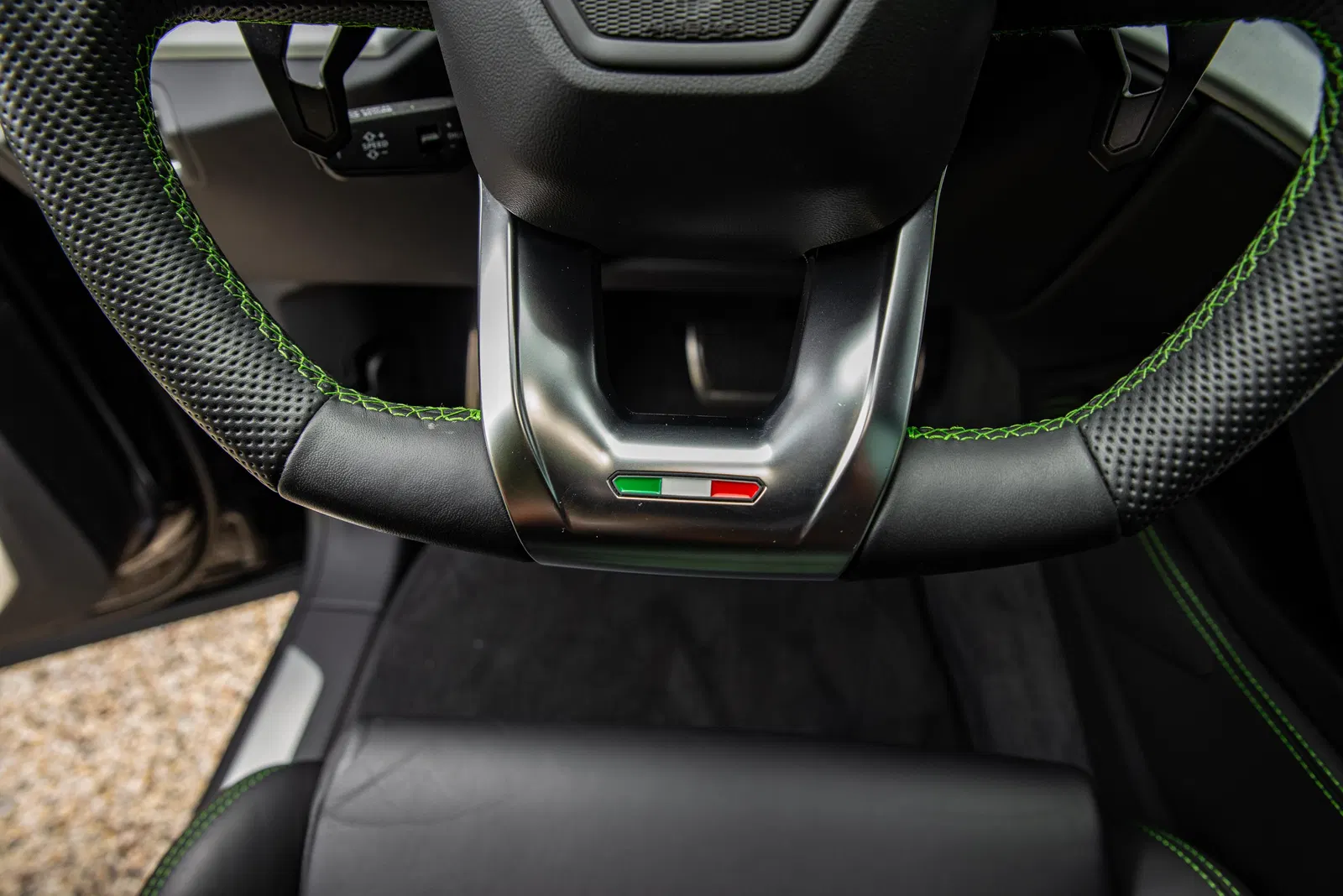 2019 Lamborghini Urus - 641-hp Turbo V8, AWD, Mostly Unmodified