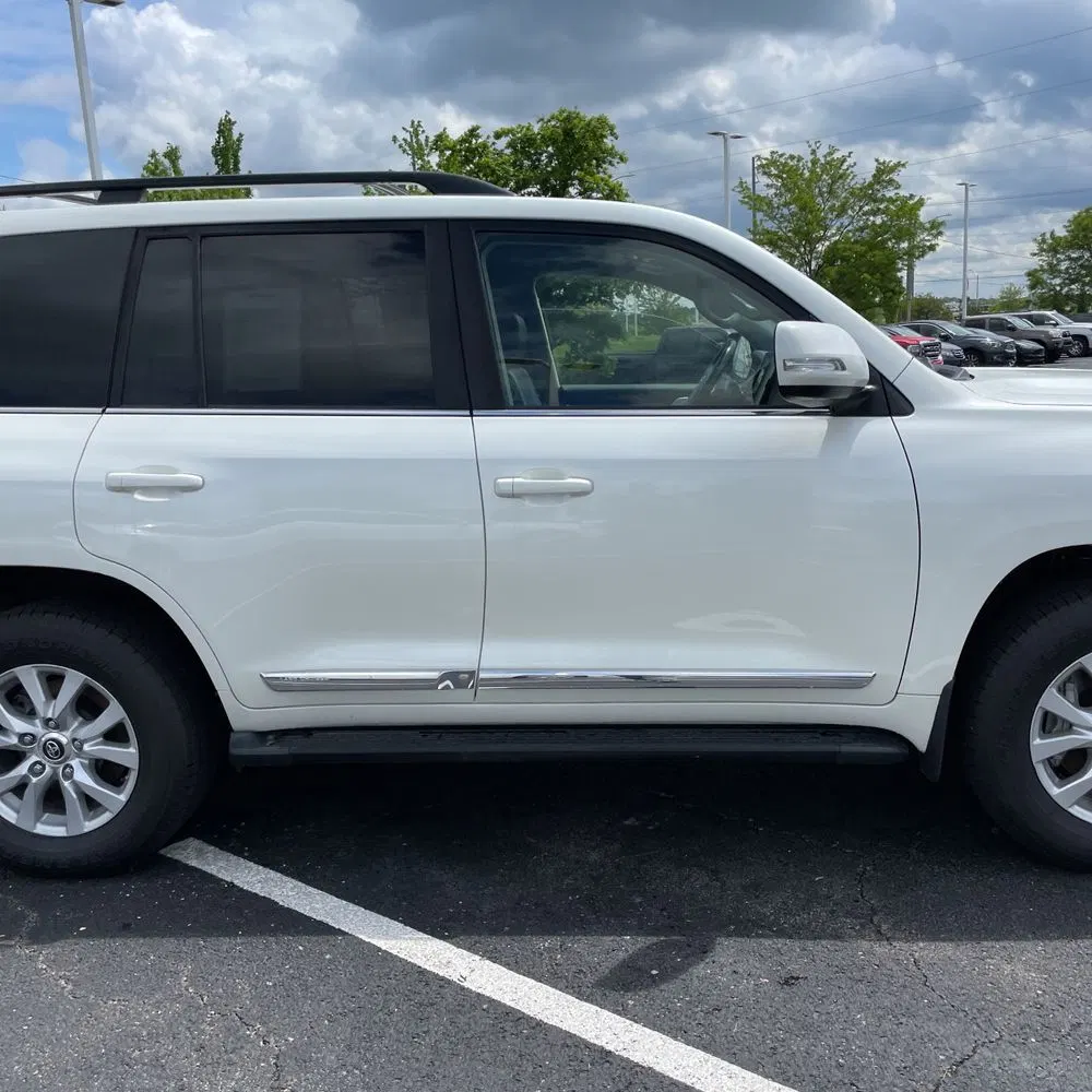 2020 Toyota Land Cruiser Base