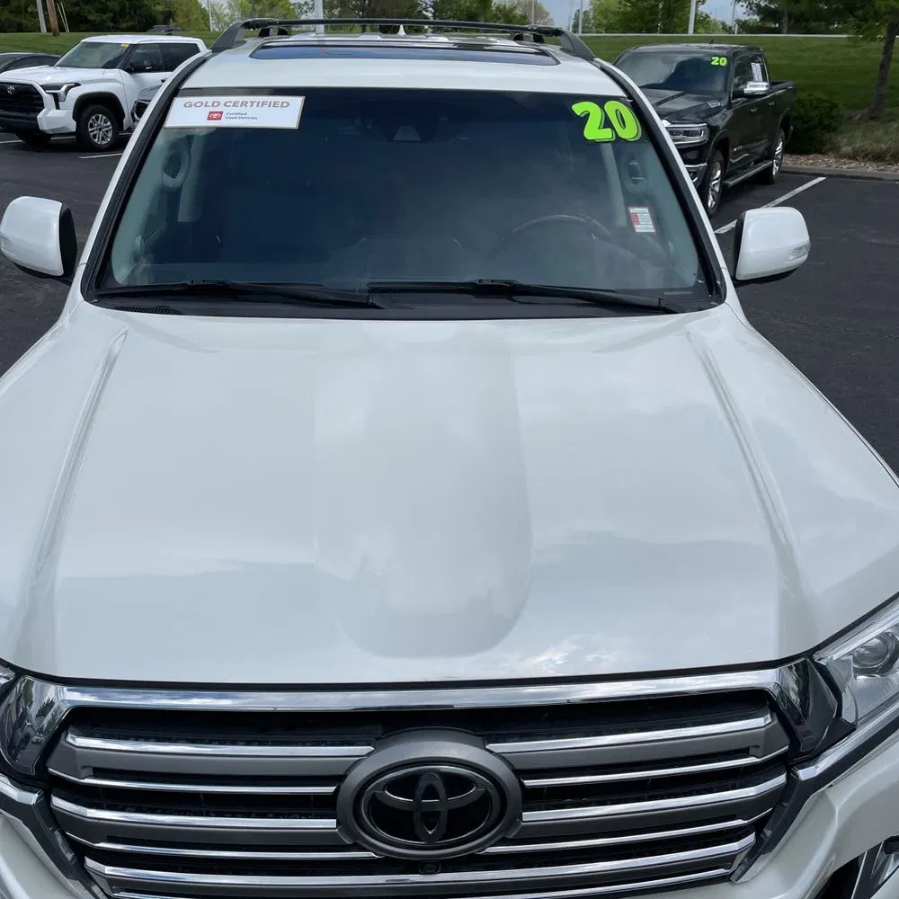 2020 Toyota Land Cruiser Base