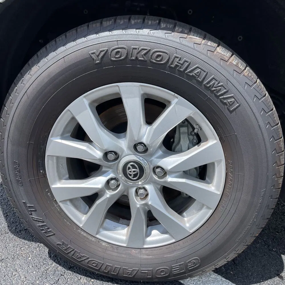 2020 Toyota Land Cruiser Base