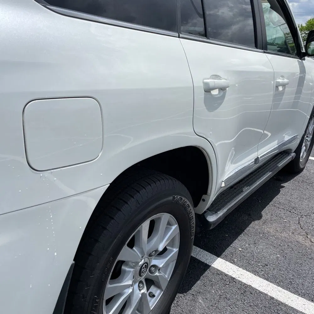 2020 Toyota Land Cruiser Base