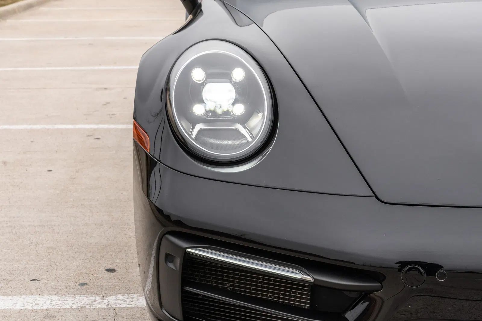 2020 Porsche 911 Carrera 4S Coupe - 443-hp Twin-Turbo Flat-6, AWD, Sport and Premium Packages