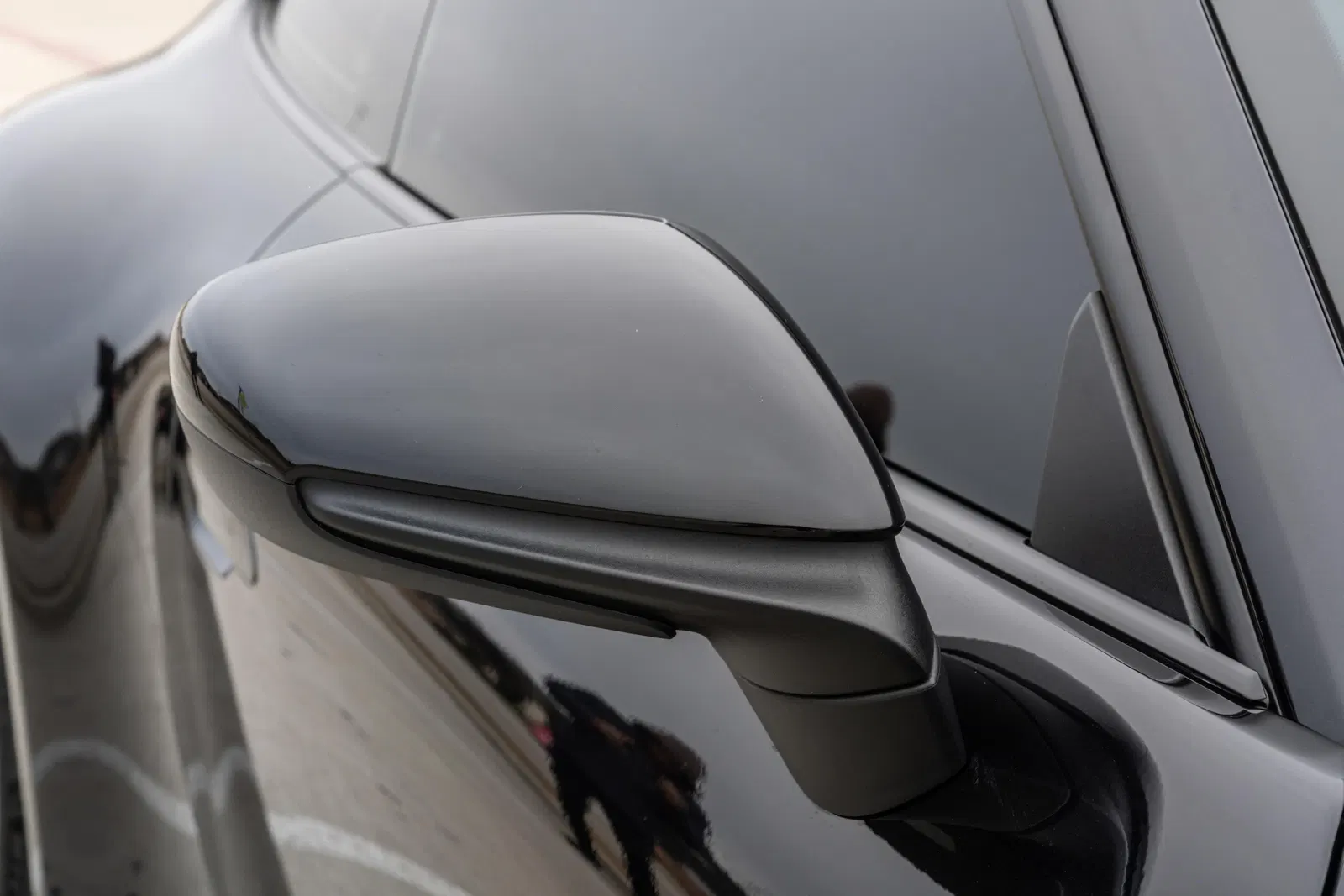 2020 Porsche 911 Carrera 4S Coupe - 443-hp Twin-Turbo Flat-6, AWD, Sport and Premium Packages