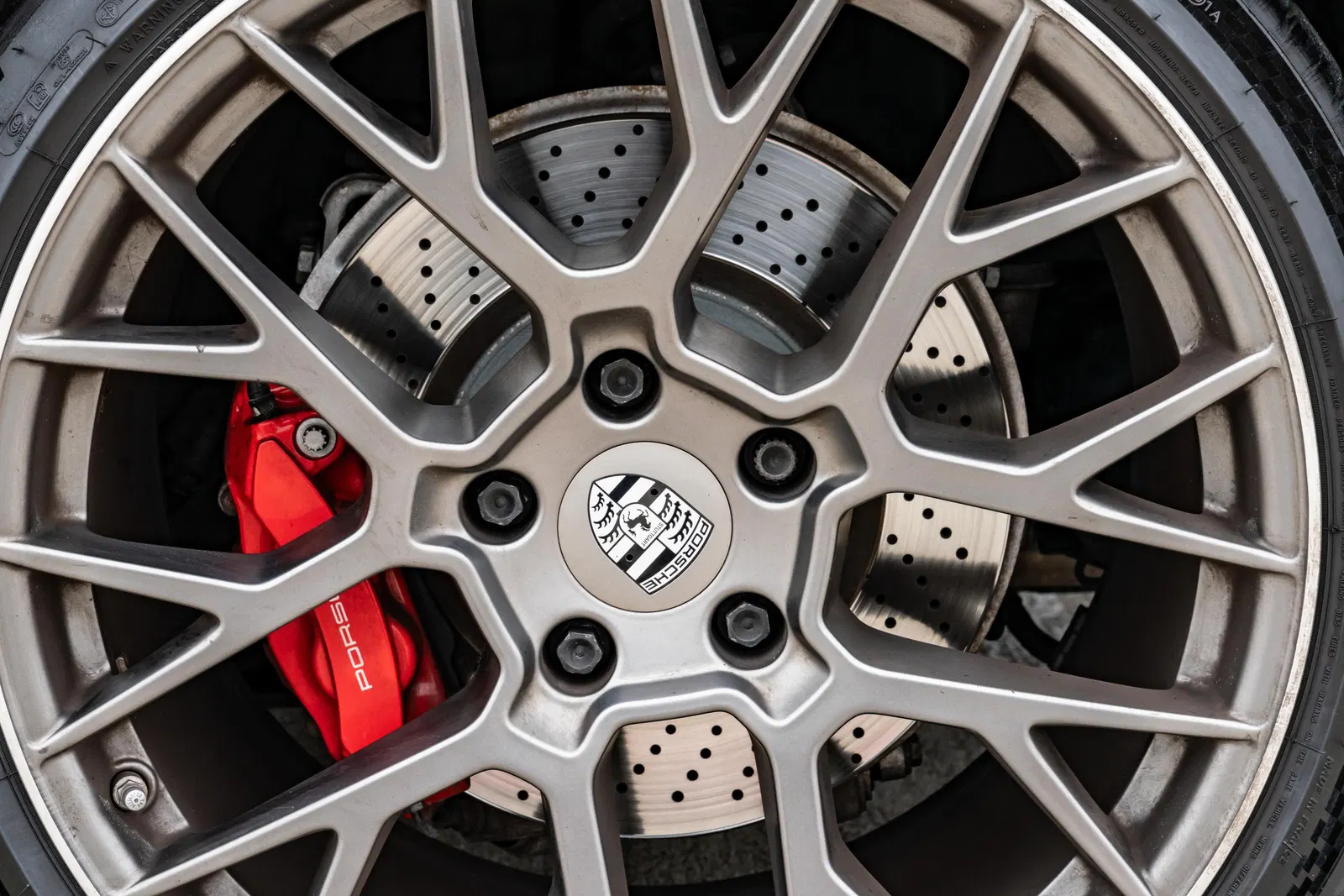 2020 Porsche 911 Carrera 4S Coupe - 443-hp Twin-Turbo Flat-6, AWD, Sport and Premium Packages