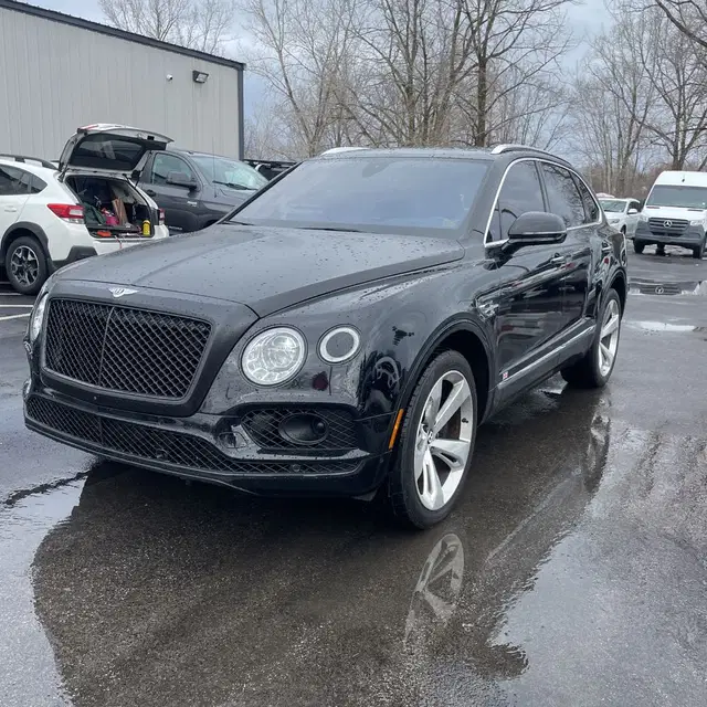 2017 Bentley Bentayga Base