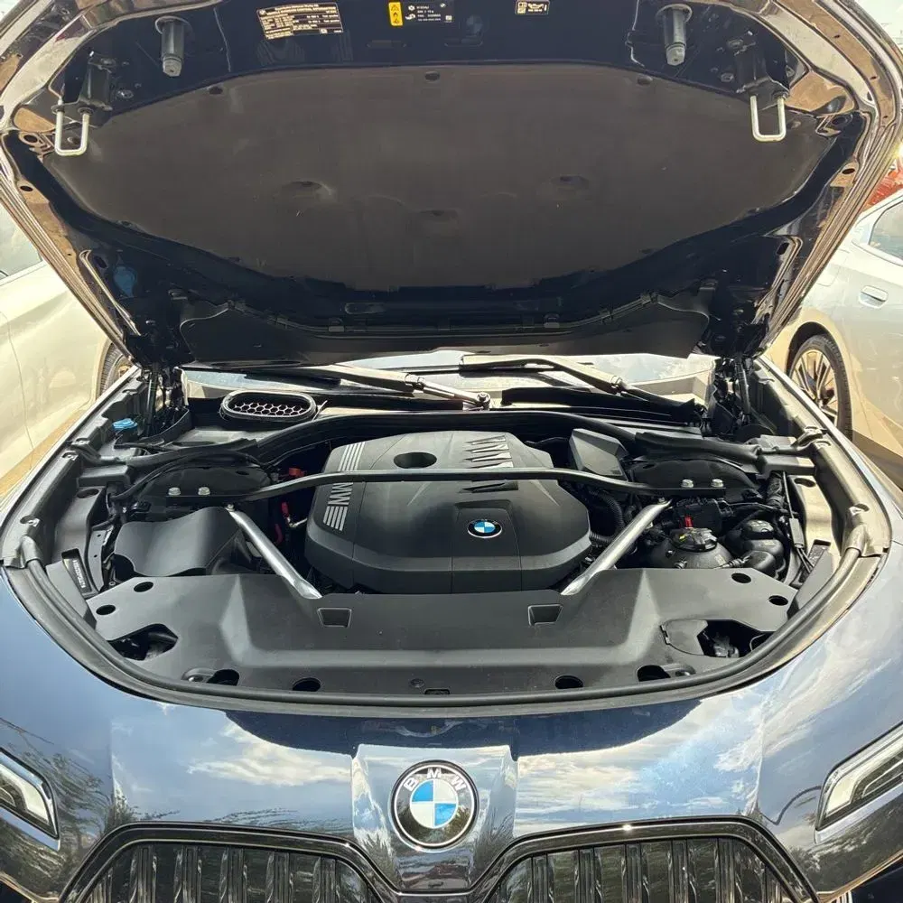 2023 BMW 7-Series 740i