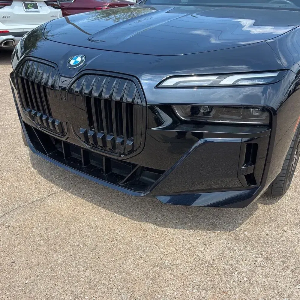 2023 BMW 7-Series 740i