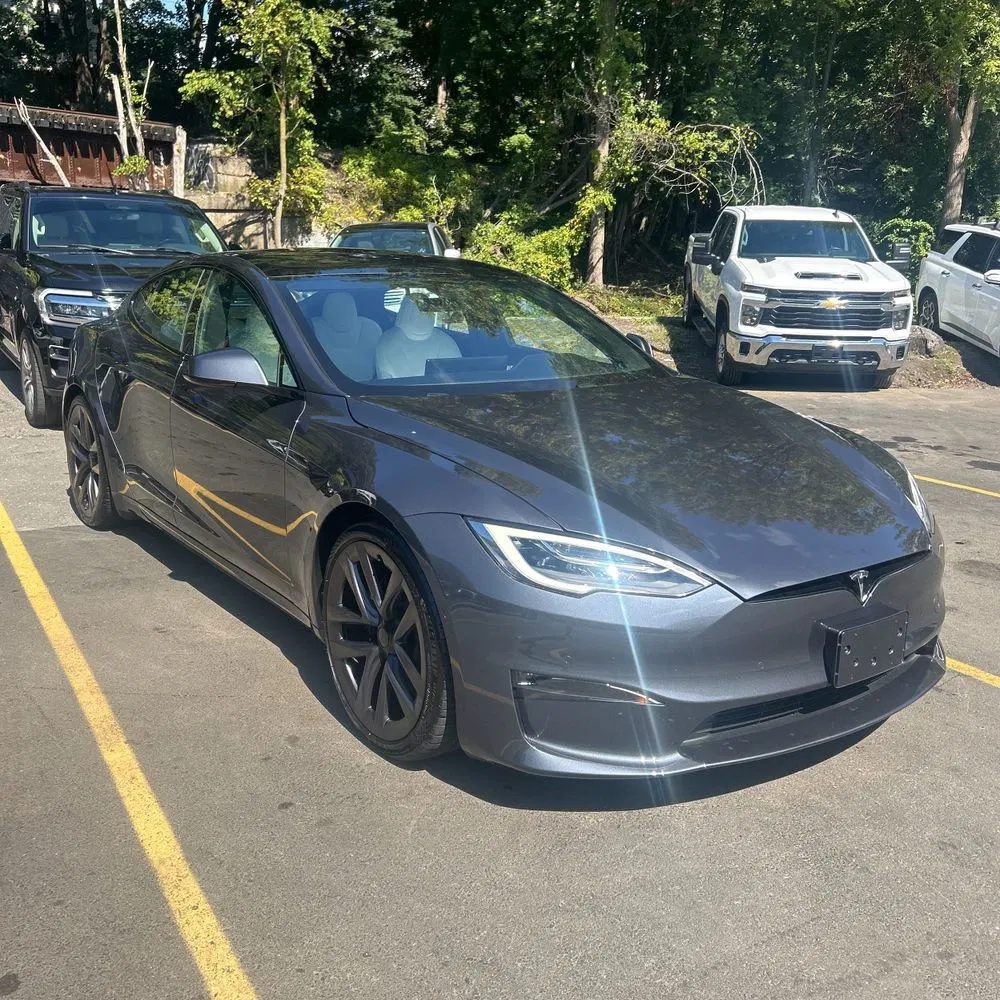 2021 Tesla Model S Plaid