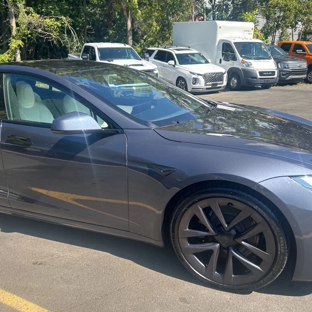 2021 Tesla Model S Plaid