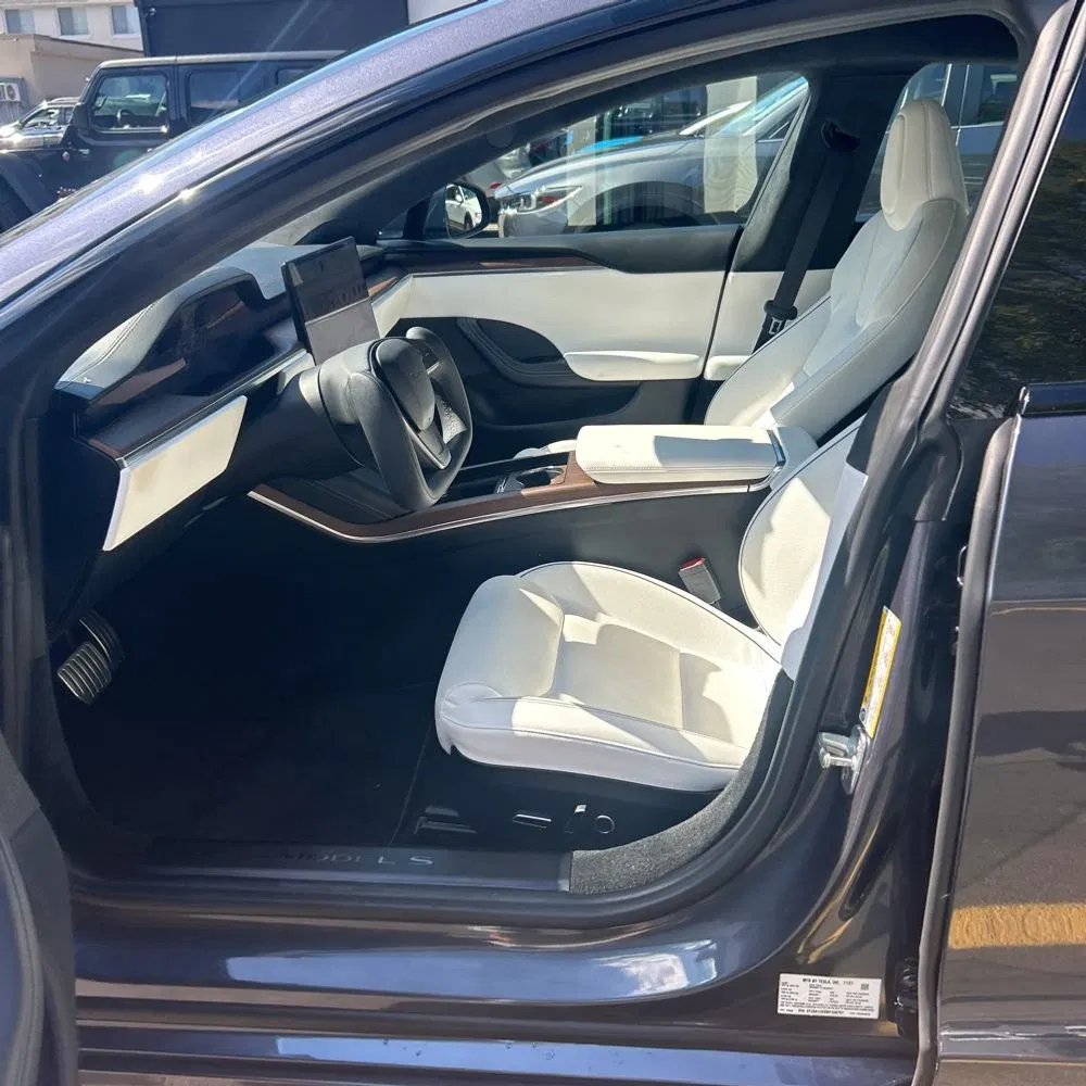 2021 Tesla Model S Plaid