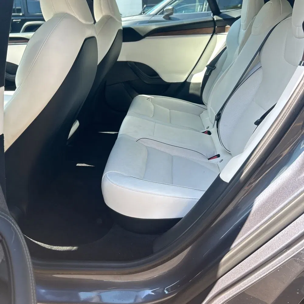 2021 Tesla Model S Plaid