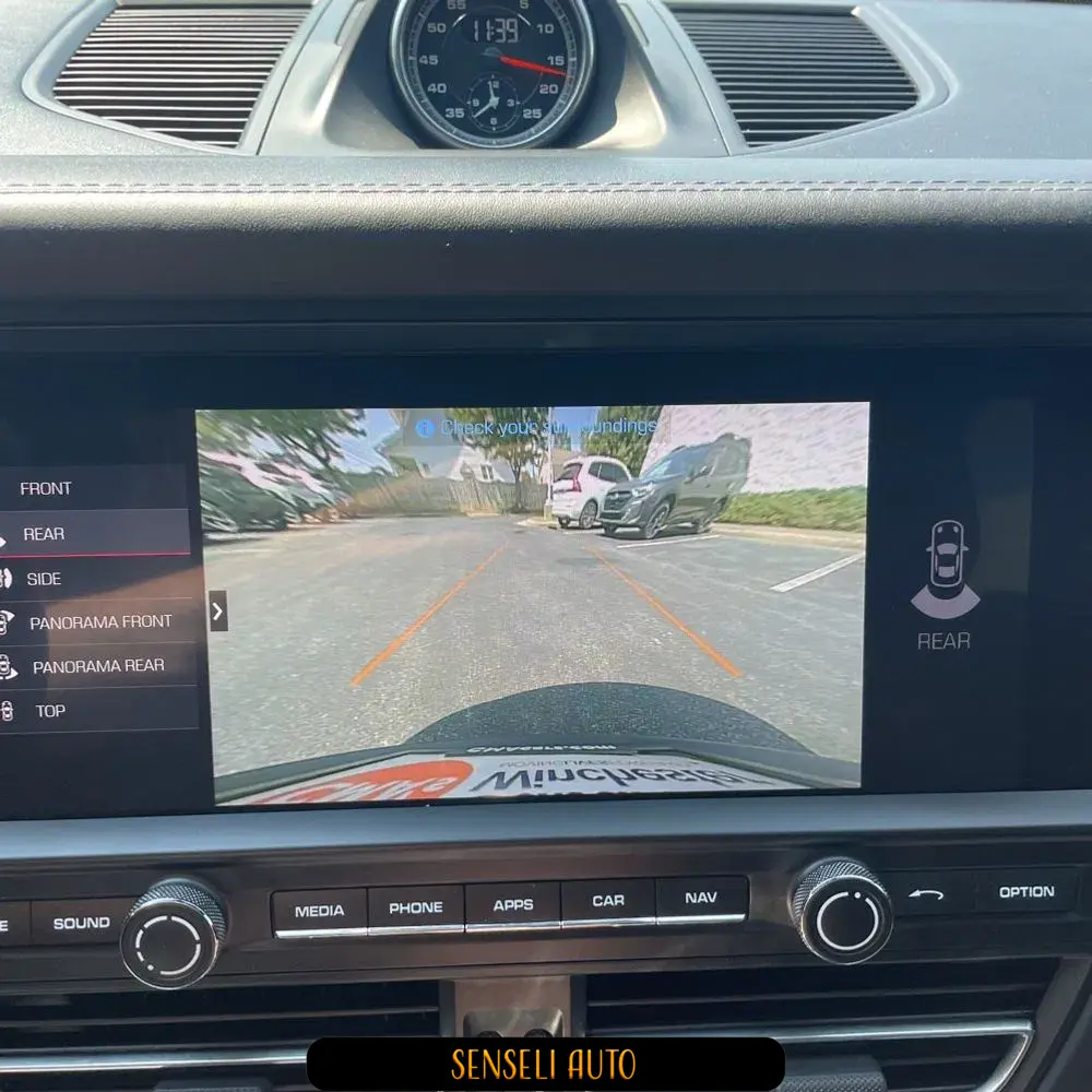 2021 Porsche Macan GTS