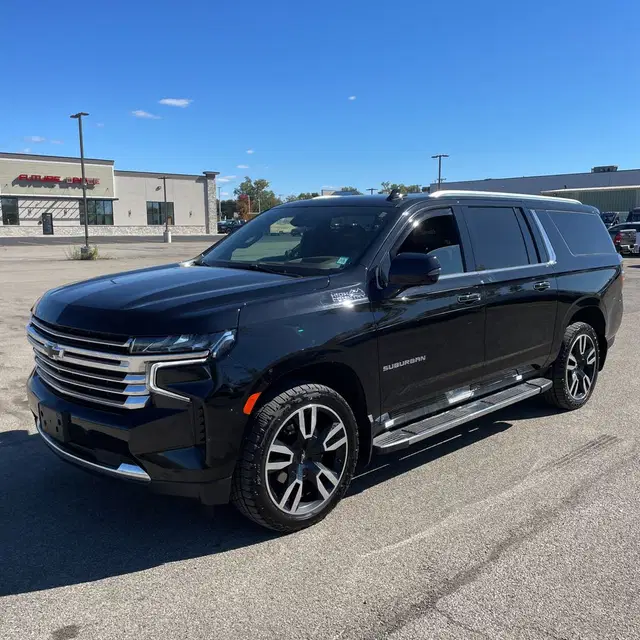 2022 Chevrolet Suburban 1500 High Country