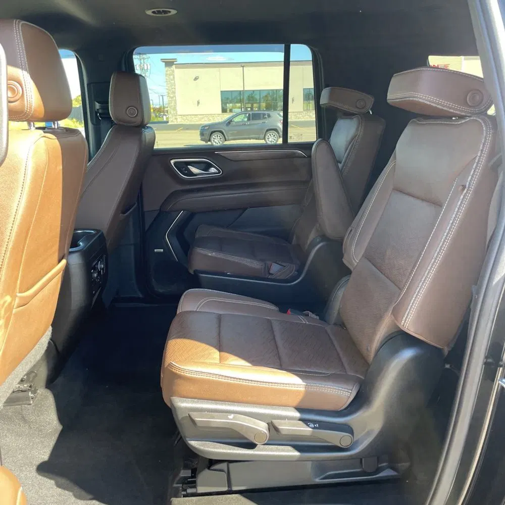 2022 Chevrolet Suburban 1500 High Country