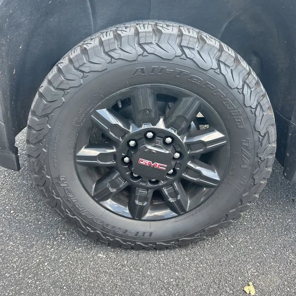2024 GMC Sierra 2500 AT4