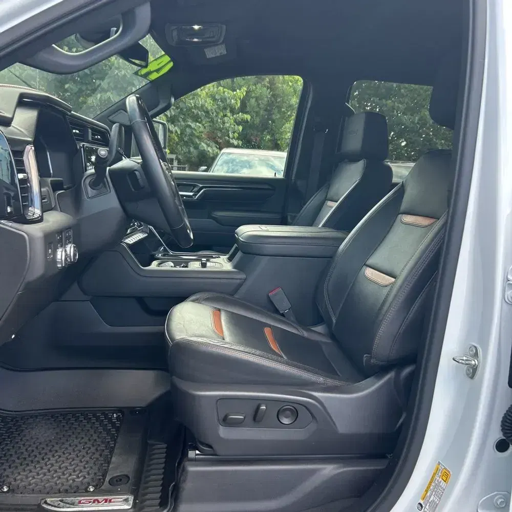 2024 GMC Sierra 2500 AT4