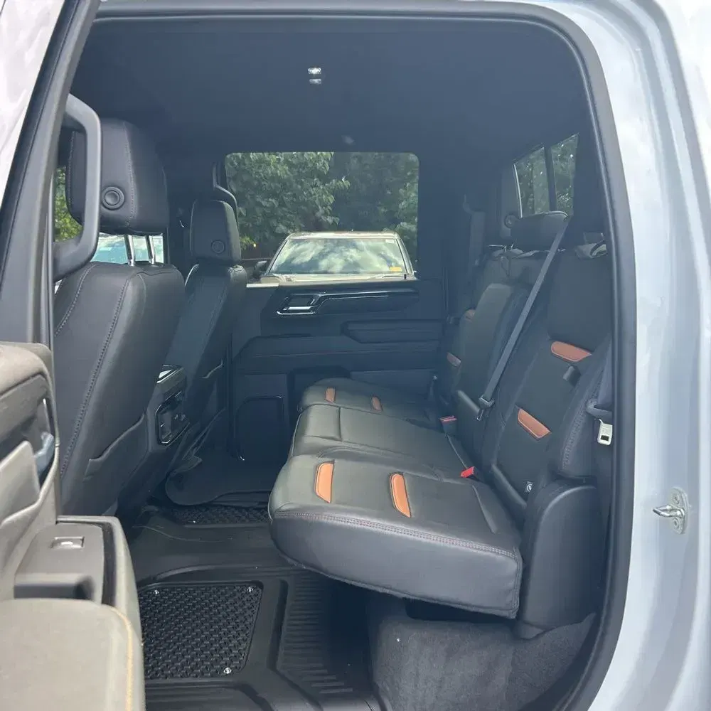 2024 GMC Sierra 2500 AT4