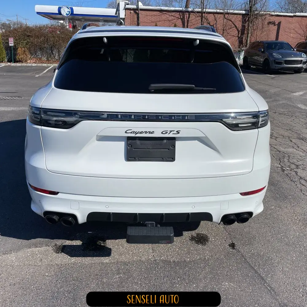 2022 Porsche Cayenne GTS