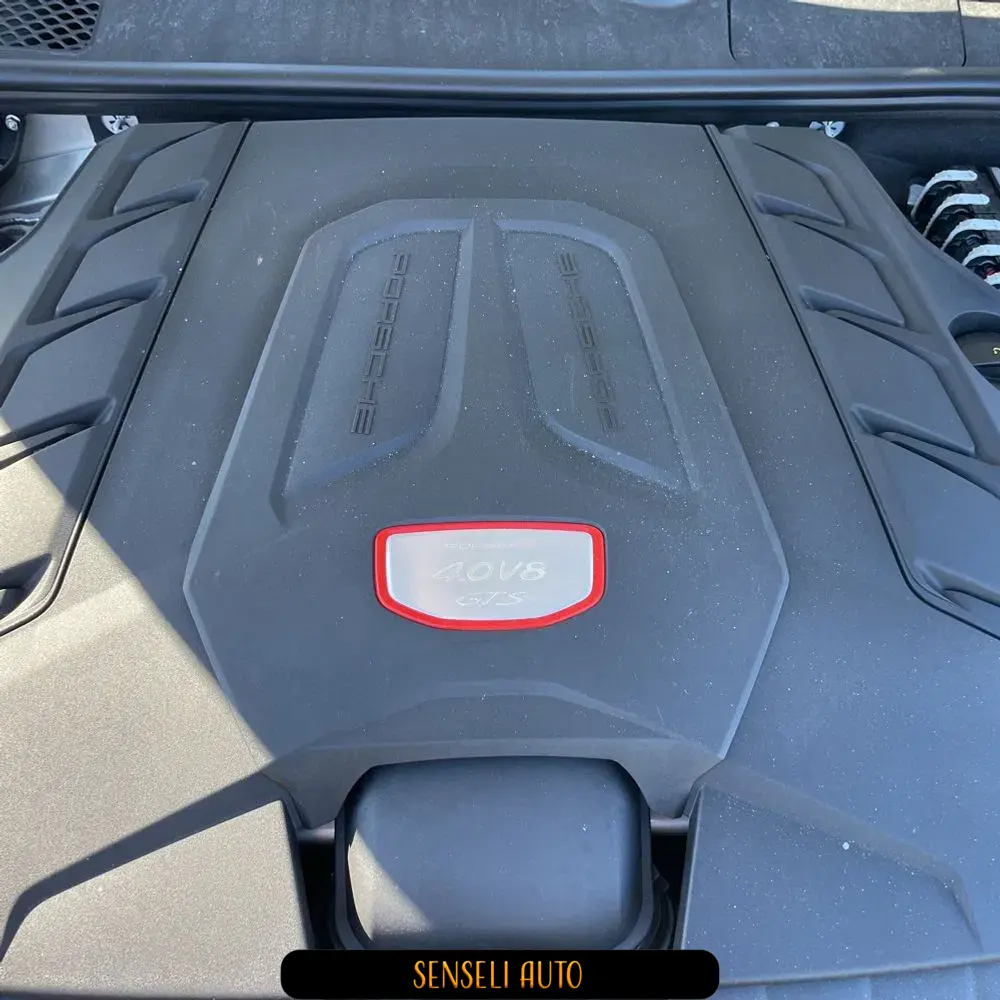 2022 Porsche Cayenne GTS