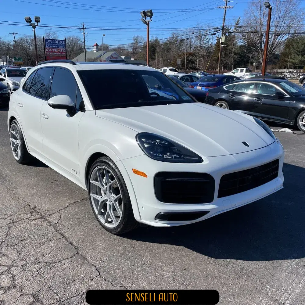 2022 Porsche Cayenne GTS