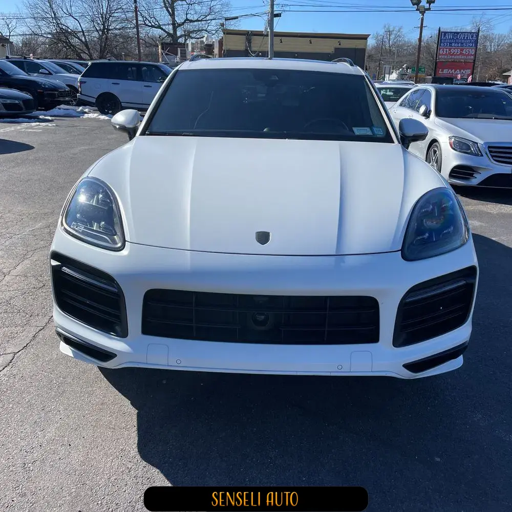 2022 Porsche Cayenne GTS