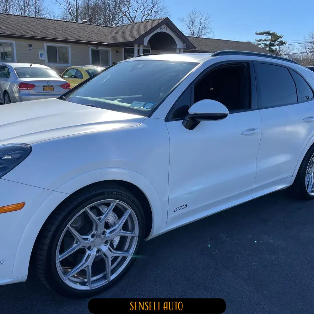 2022 Porsche Cayenne GTS