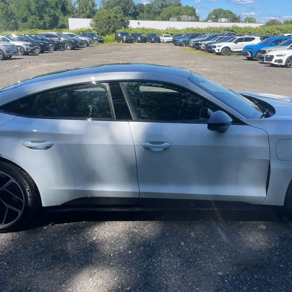 2023 Audi e-tron GT RS