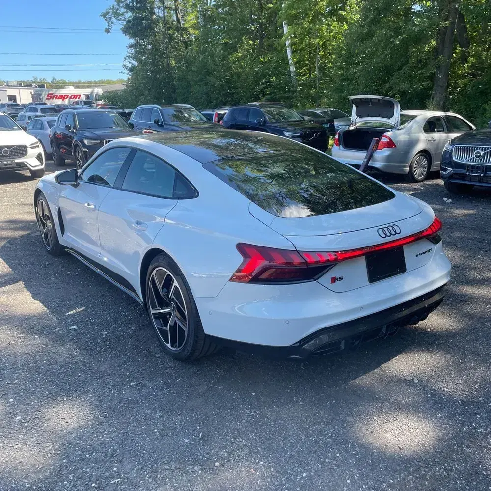 2023 Audi e-tron GT RS