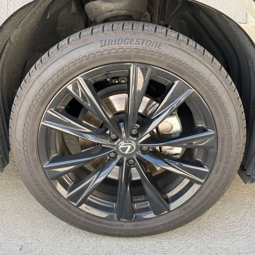2024 Lexus NX 450h+ F SPORT Handling