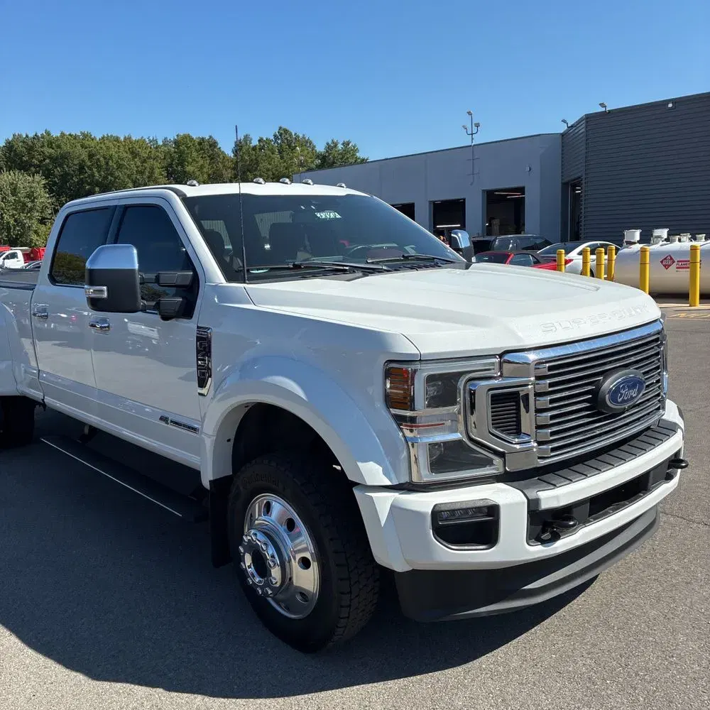 2022 Ford F-450 Super Duty Platinum