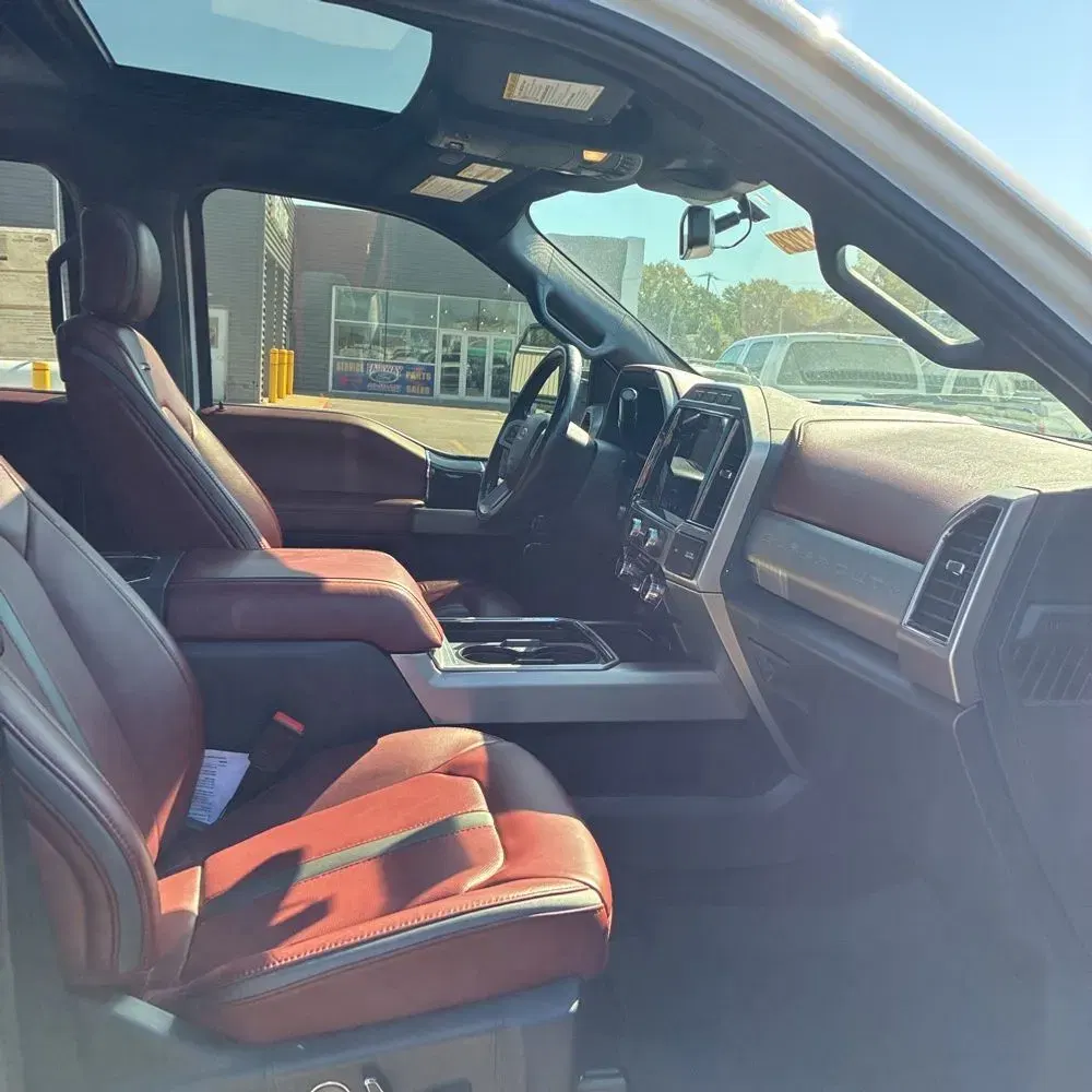 2022 Ford F-450 Super Duty Platinum