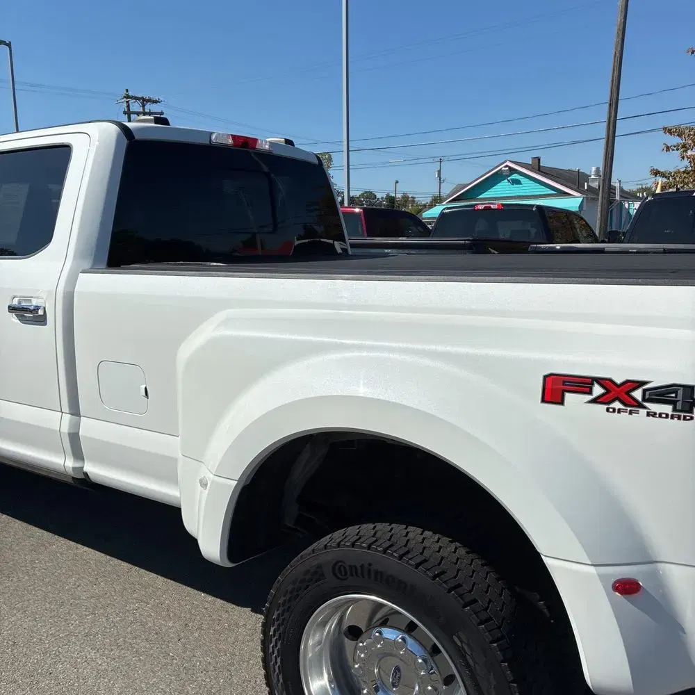 2022 Ford F-450 Super Duty Platinum