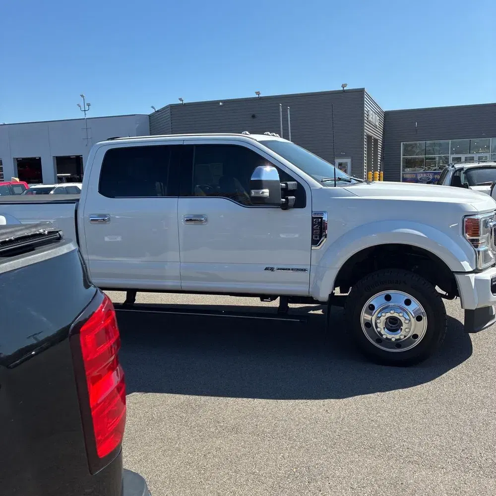 2022 Ford F-450 Super Duty Platinum
