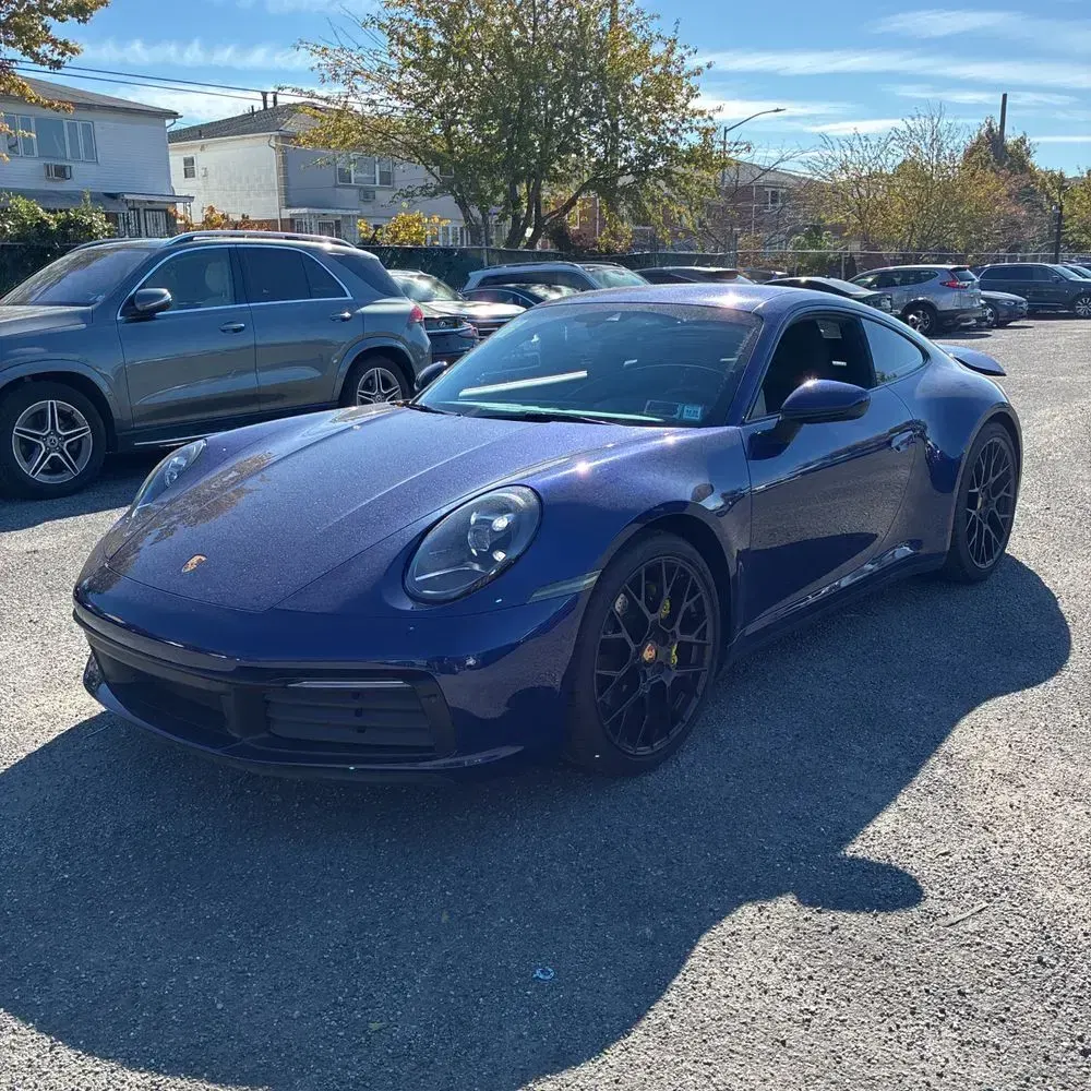 2020 Porsche 911 Carrera