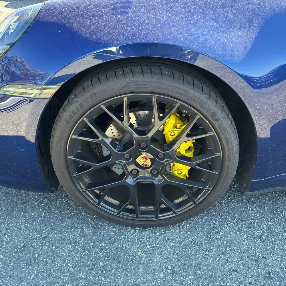 2020 Porsche 911 Carrera