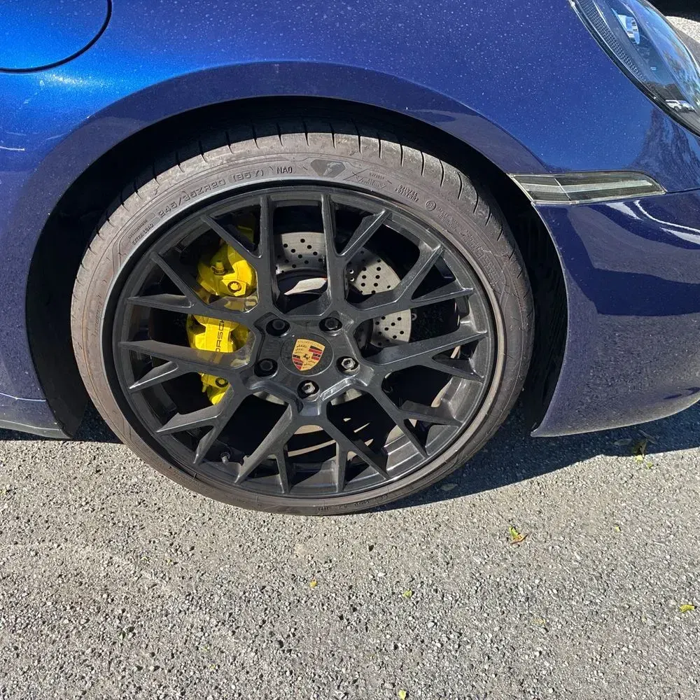 2020 Porsche 911 Carrera