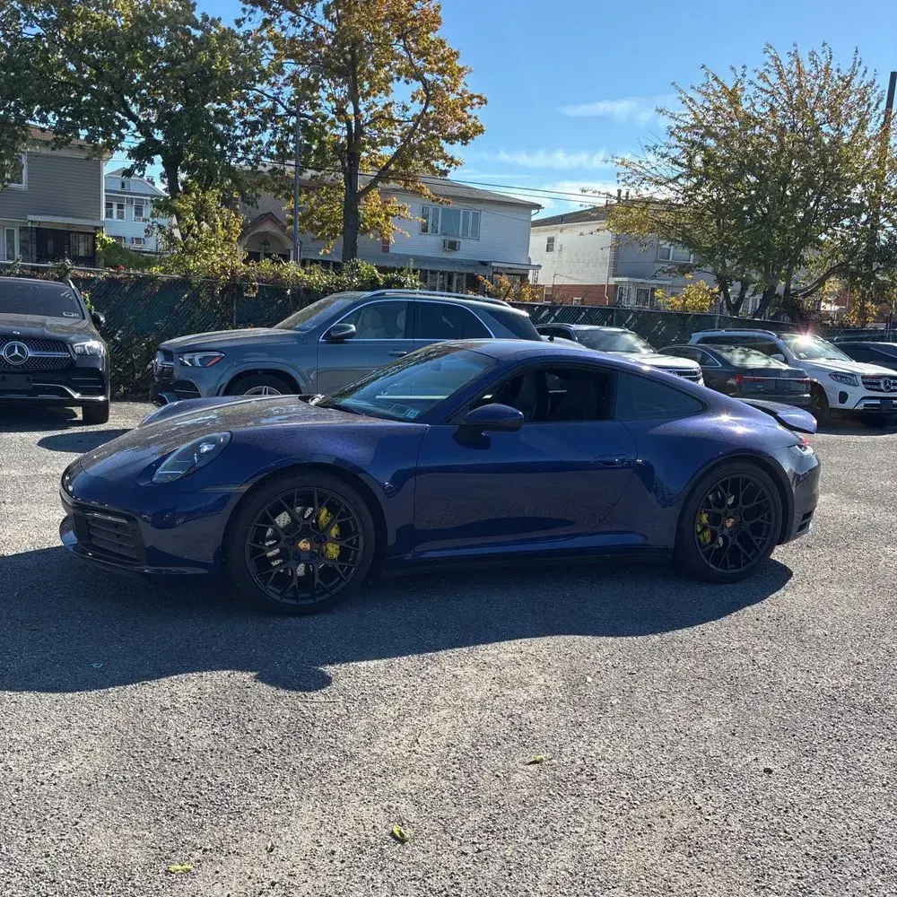 2020 Porsche 911 Carrera