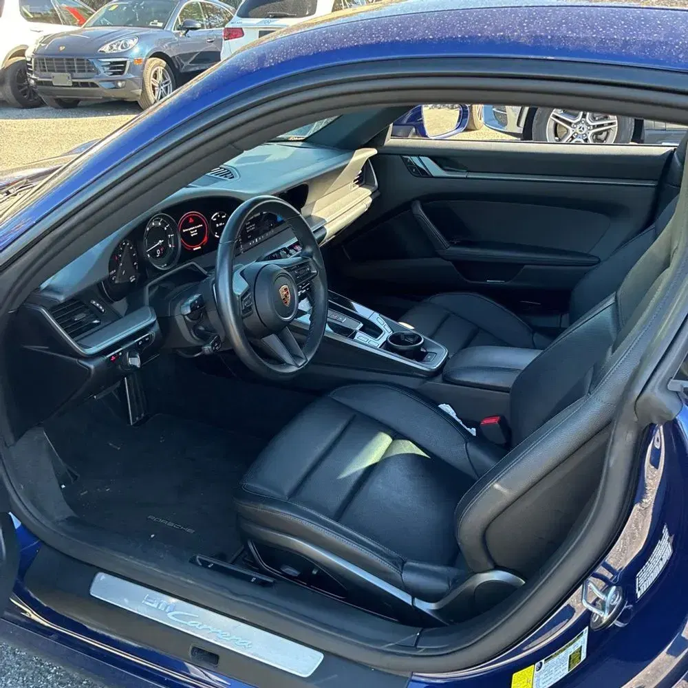 2020 Porsche 911 Carrera