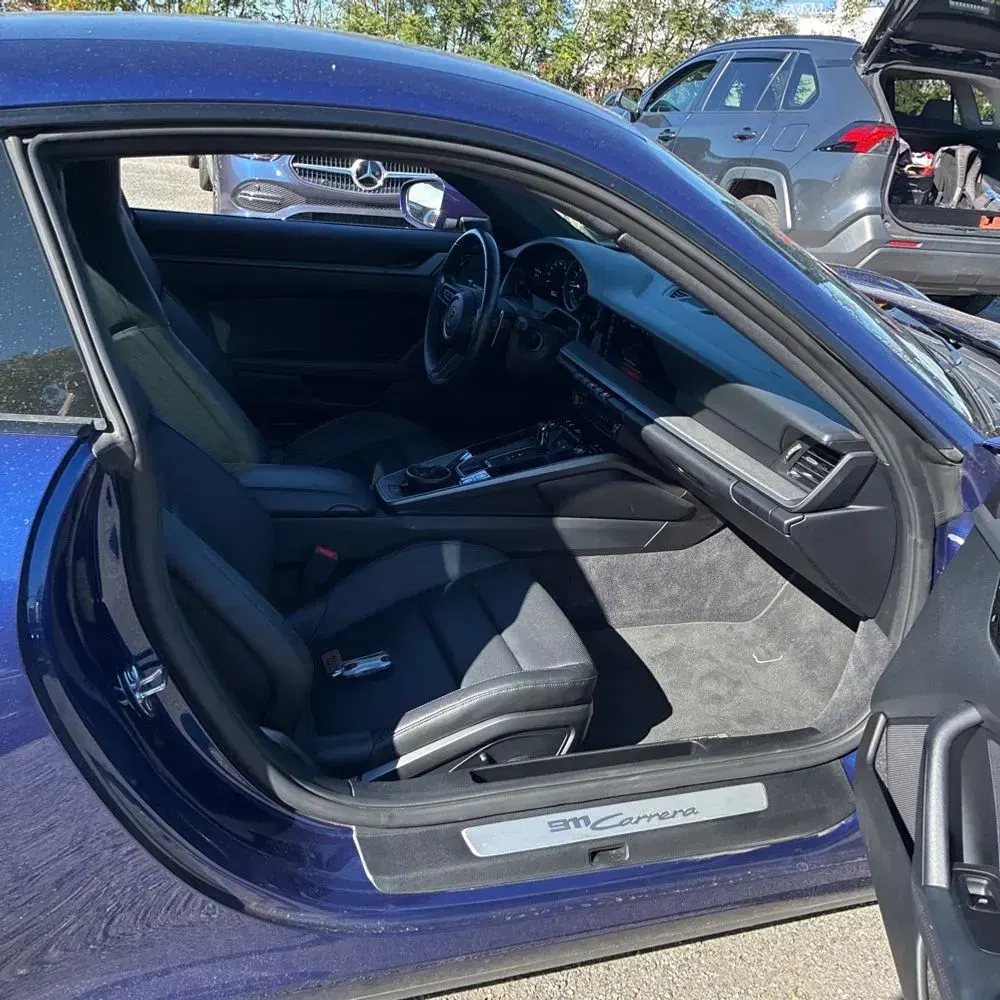 2020 Porsche 911 Carrera