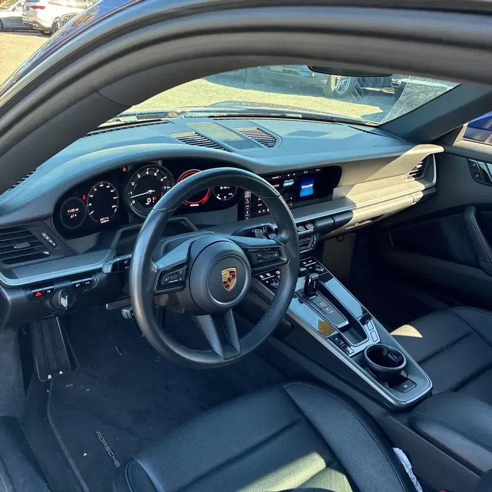 2020 Porsche 911 Carrera