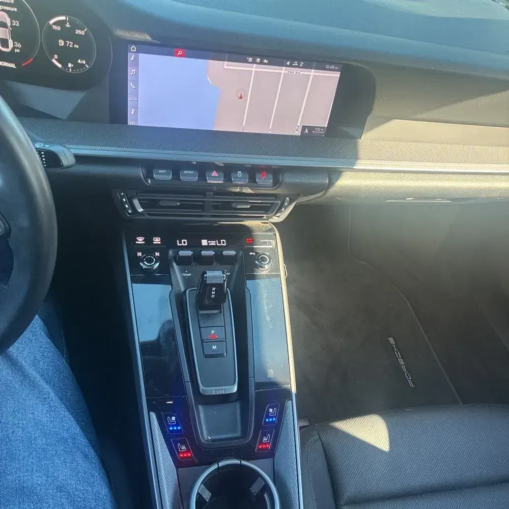 2020 Porsche 911 Carrera