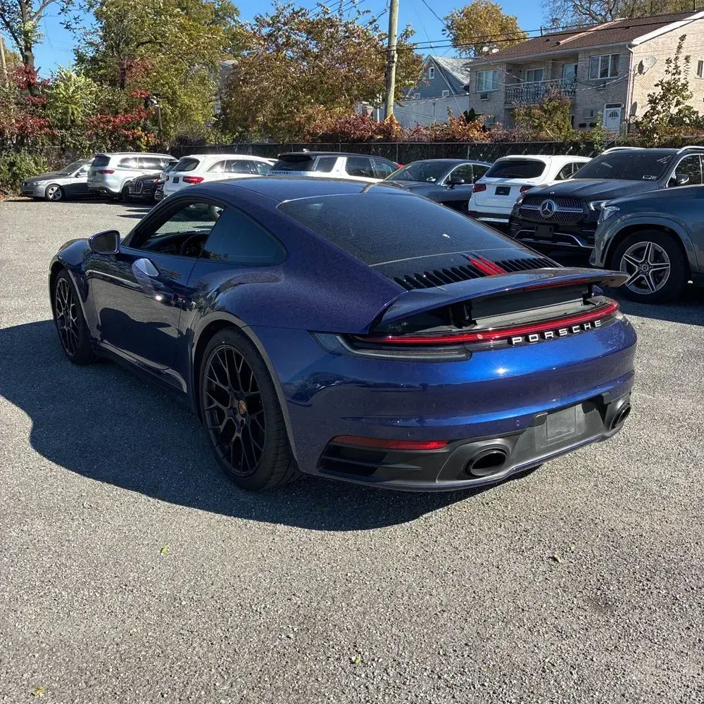 2020 Porsche 911 Carrera