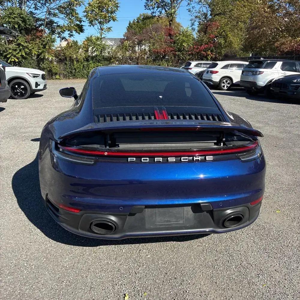 2020 Porsche 911 Carrera