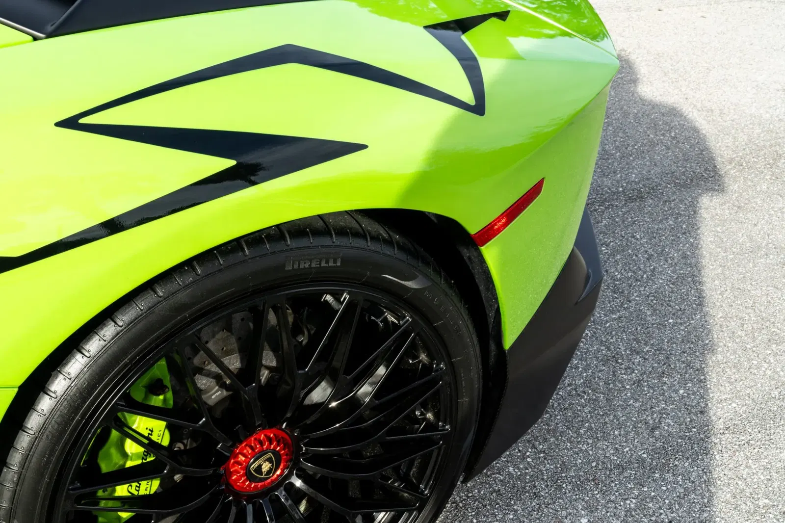 2017 Lamborghini Aventador LP750-4 SV Roadster