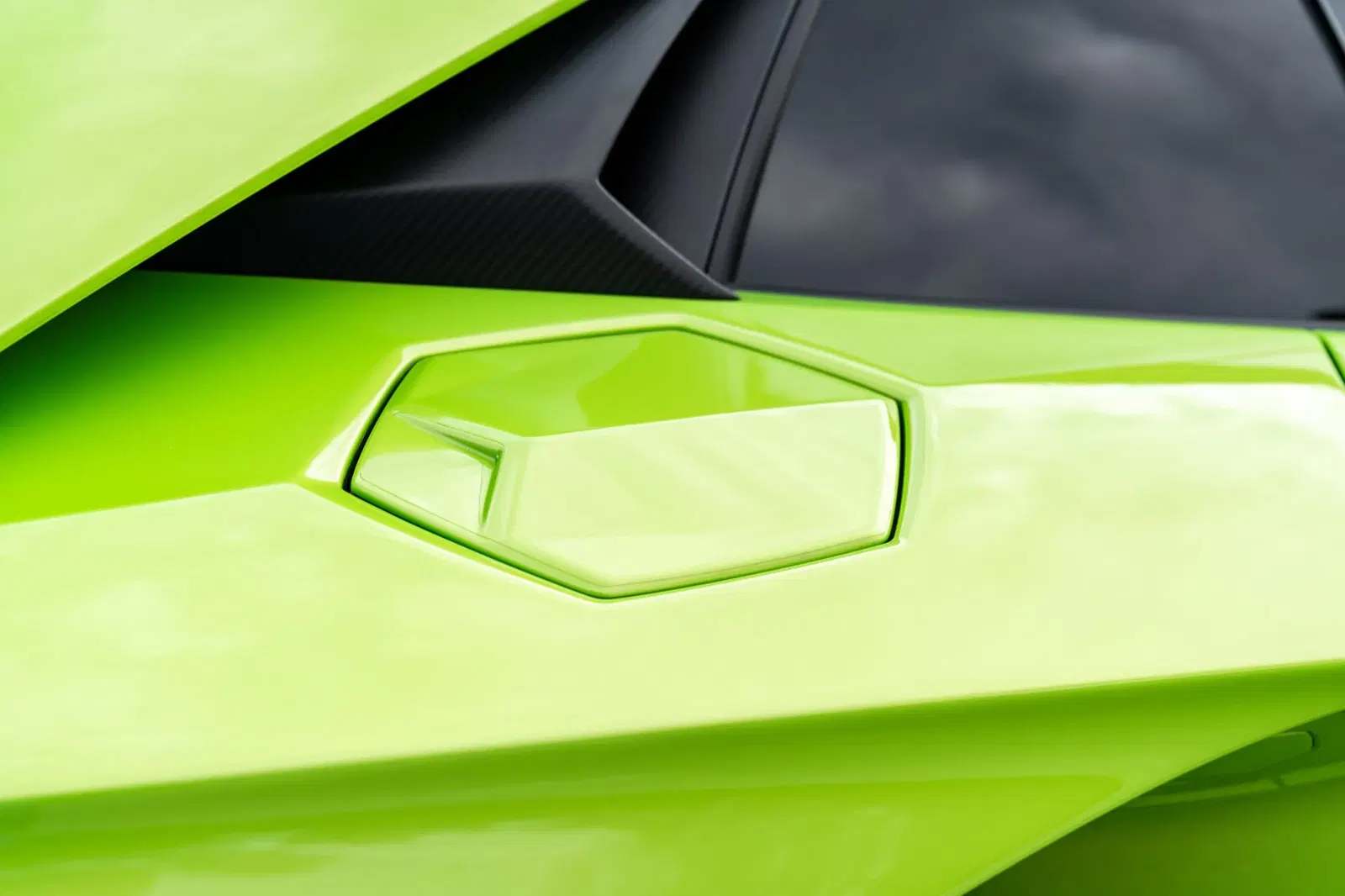 2017 Lamborghini Aventador LP750-4 SV Roadster